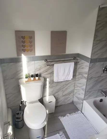 187 Milford Ave #3 — Photo 31