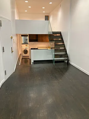 Rented by Dwell Residential Inc | media 18