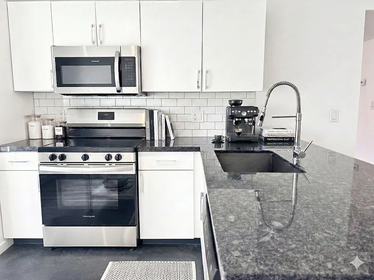 Fairmount Villas — Photo 27