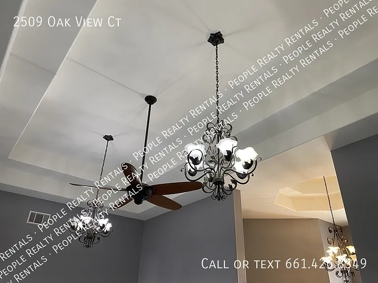 2509 Oak View Ct — Photo 44