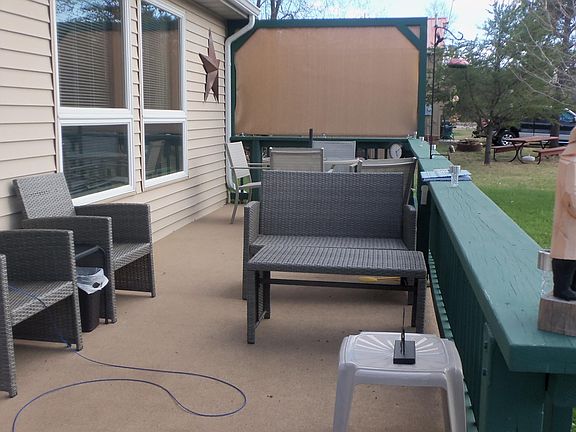 3rd image of 1040 Tanglewood Dr