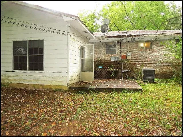 2619 Montreal Dr — Photo 19