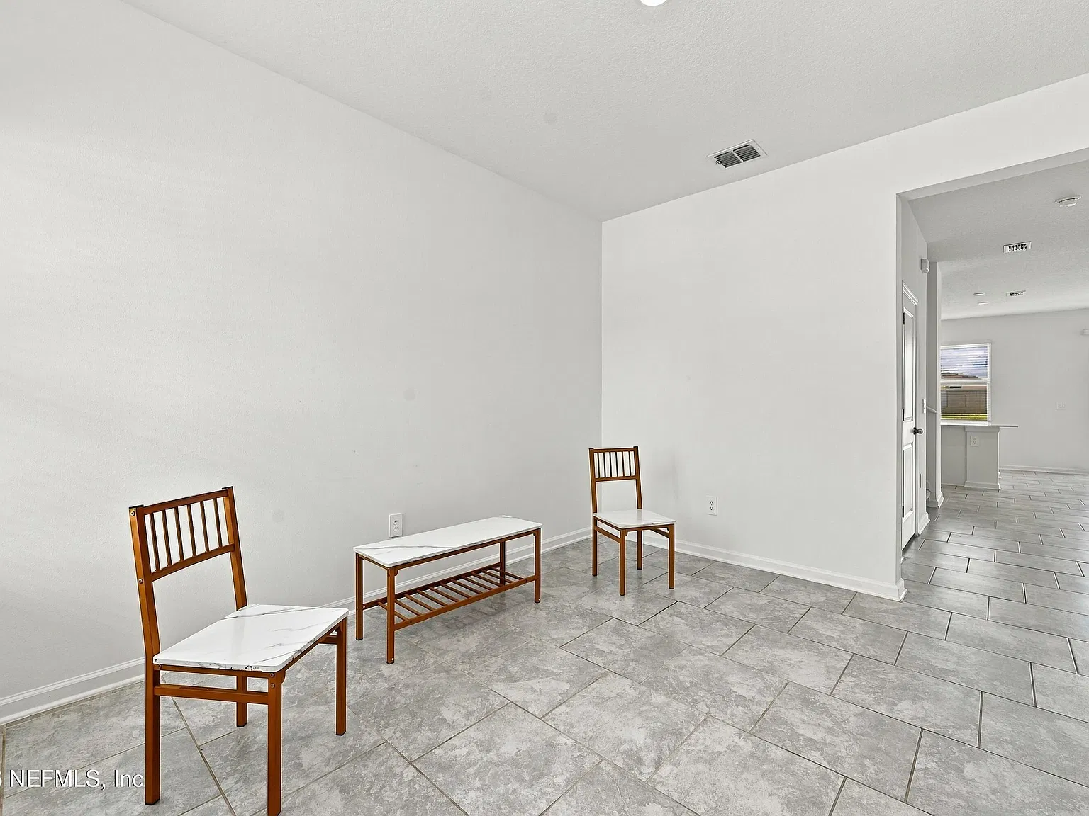 3 bed, 2.5 bath, 1738 sqft, $2,700 — Photo 4