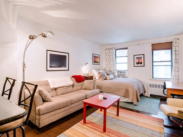 30 E 22nd St #6B — Photo 1