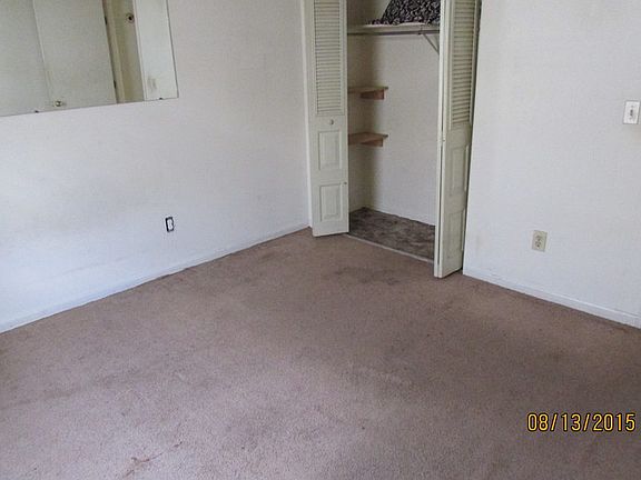 2nd image of 2920 Crockett Ct APT 2