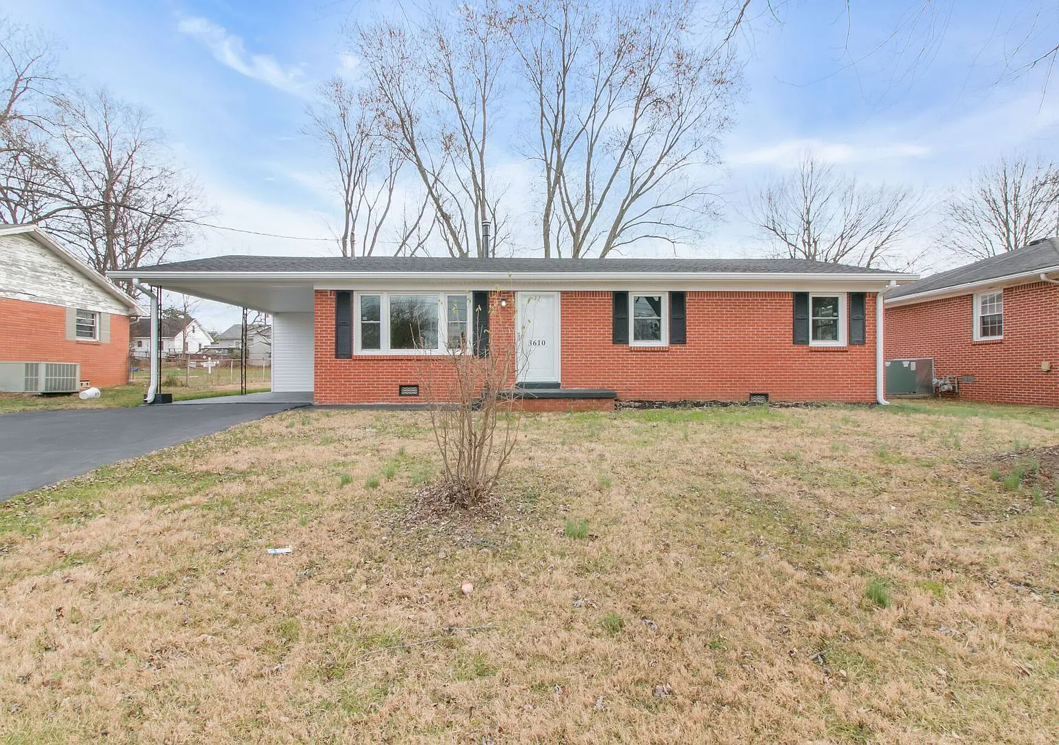 3610 Gale Ln, Hopkinsville, KY (For Rent) — Photo 1