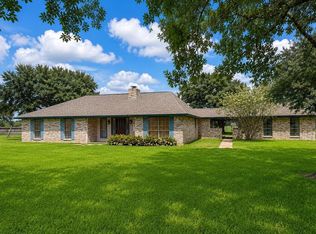 8696 Moravian Dr, Sealy, TX 77474