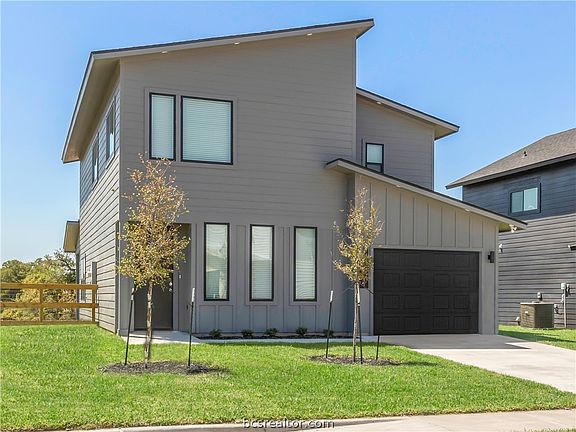 2nd image of 4134 Jeanne Dr