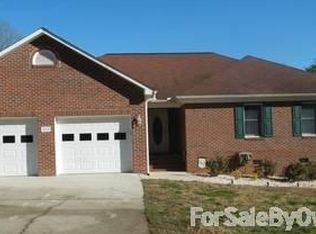 133 Perry Ave, Winston Salem, NC 27107