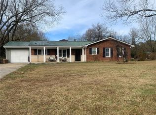 268 Rothell Rd, Toccoa, GA 30577