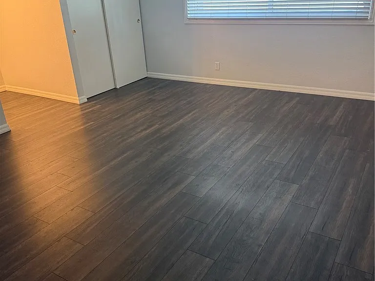 17323 Grayland Ave — Photo 32