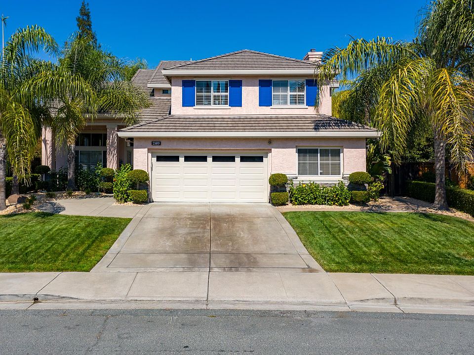 1st image of 2109 Bamboo Way