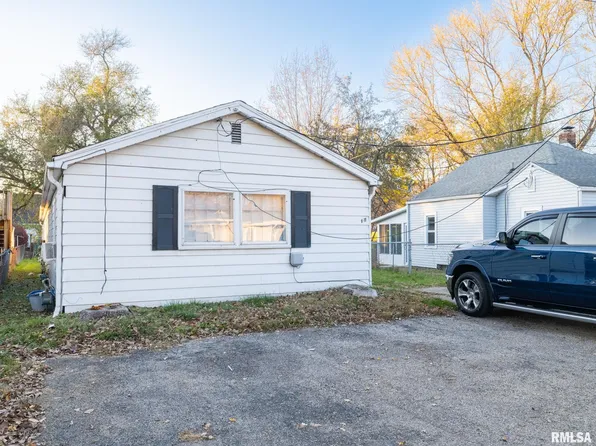120 Linden St, East Peoria, IL 61611