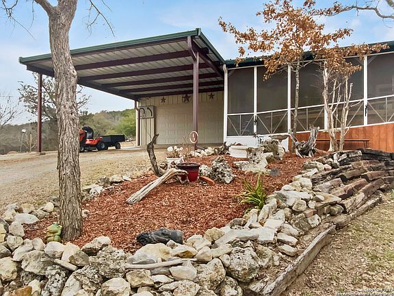 5th image of 162 Molina Dr