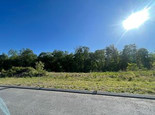 11 Bella Vista Dr, East Longmeadow, MA 01028