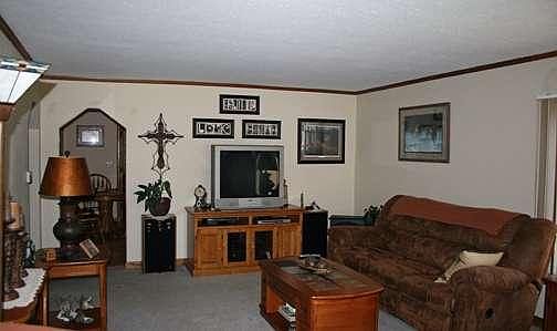 2nd image of 1318 Riverview Dr
