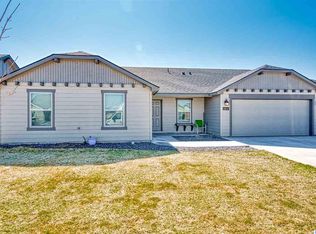 6814 Three Rivers Dr, Pasco, WA 99301