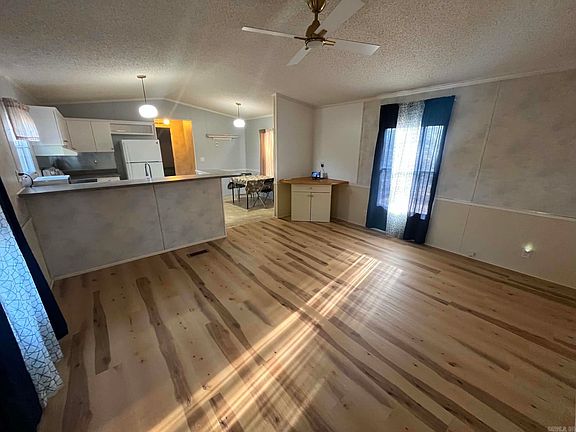 4th image of 426 Polk Rd #117