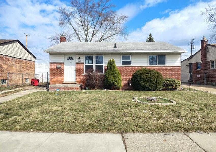 1st image of 18021 S Wind Dr