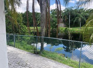 801 Mockingbird Ln, Fort Lauderdale, FL 33324