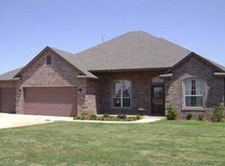 1527 Jane Cir, Piedmont, OK 73078