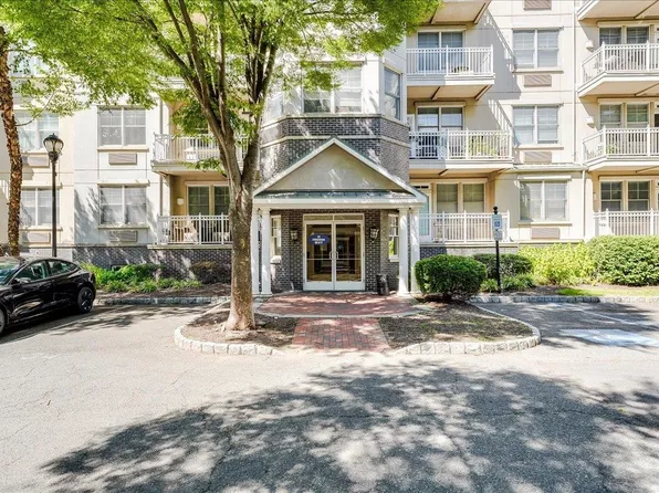 15 Freedom Way image 22 of 48