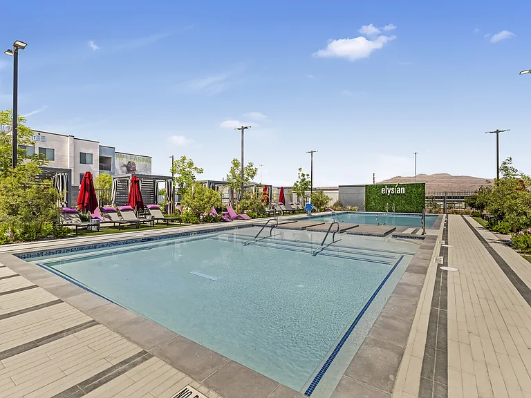 Elysian at Skye Canyon — Photo 37