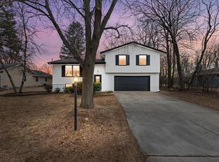 W159N10797 Captains Dr, Germantown, WI 53022