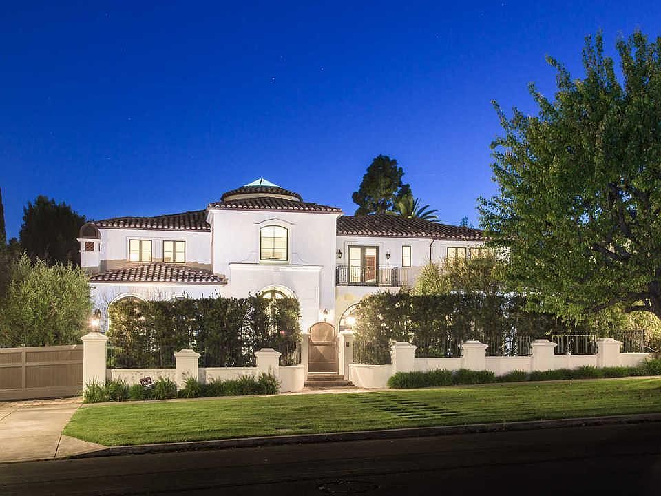 575 Moreno Ave, Los Angeles, CA 90049 | Zillow