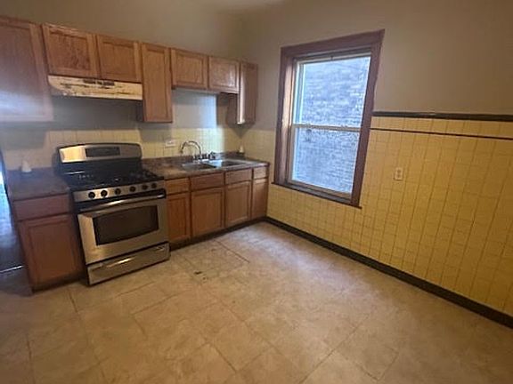 4th image of 6154 S Fairfield Ave