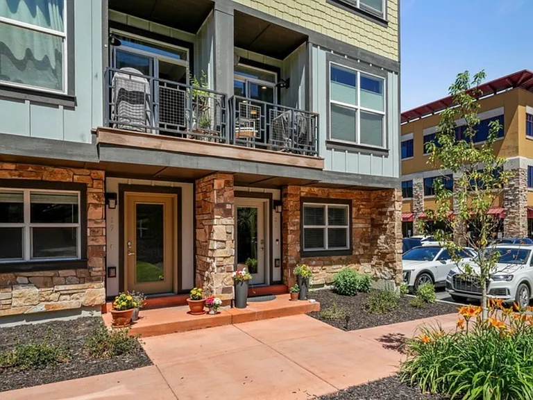 1370 Center Dr #19 — Photo 1