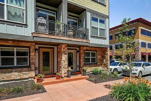 1370 Center Dr #19 Photo 1