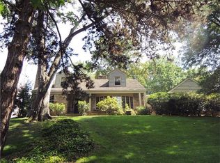 475 Morrison Dr, Pittsburgh, PA 15216