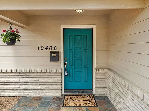 4th image of 10406 Moorberry Ln