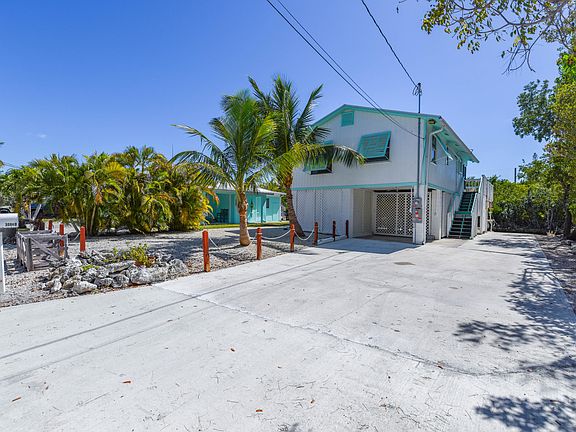 2nd image of 30840 Ortega Ln