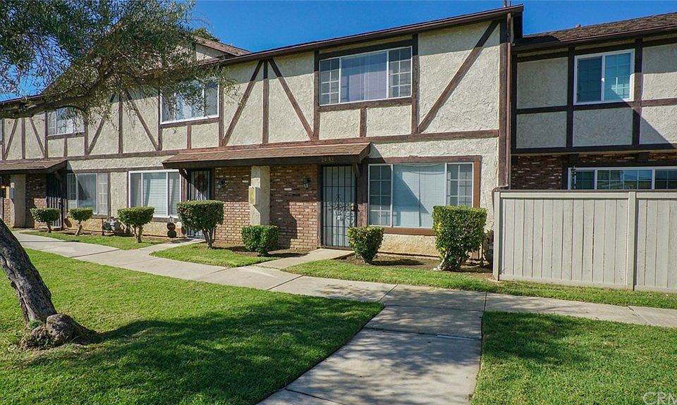 1st image of 24083 Fir Ave
