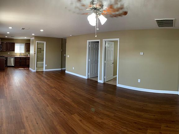 4th image of 6805 N 61st Ave