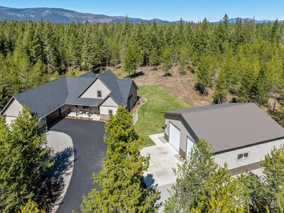 545 Peacock Ln, Spirit Lake, ID, 83869