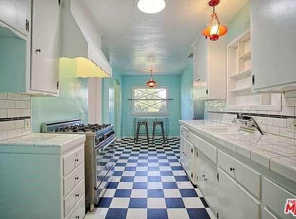 5th image of 22458 Macfarlane Dr