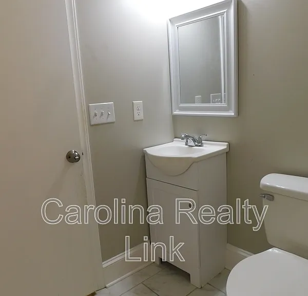 411 Gray Dr — Photo 8