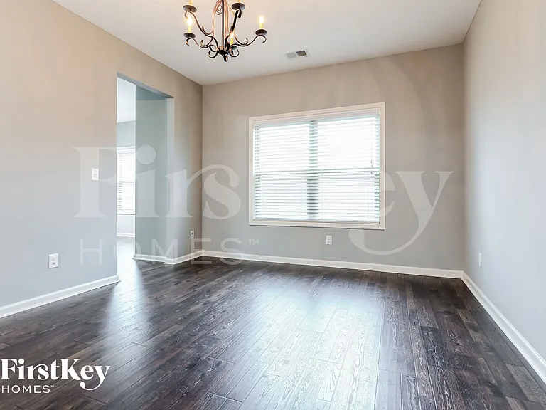 4218 Spruce Trl — Photo 4
