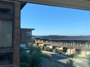 2723 Colony Cir, Bandon, OR 97411