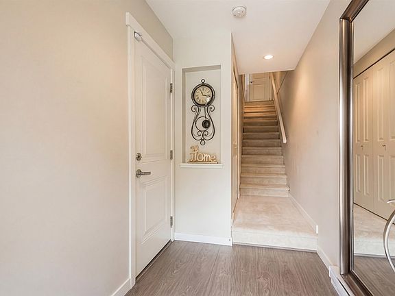 3rd image of 3461 Princeton Ave #10