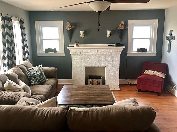 3rd image of 1820 W Avenue I