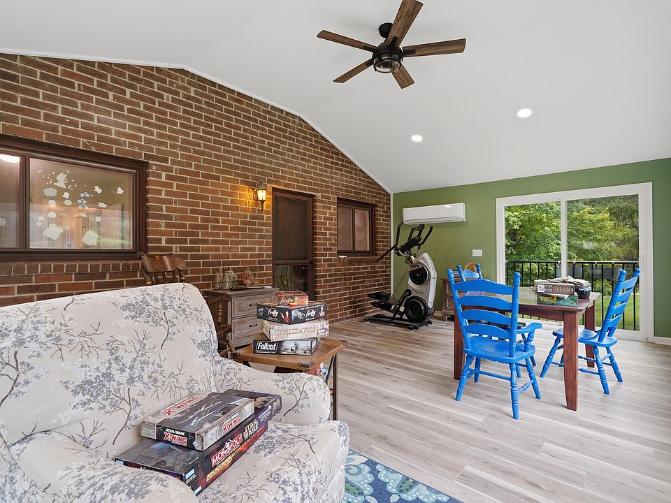 13489 Hyde Rd, photo 19