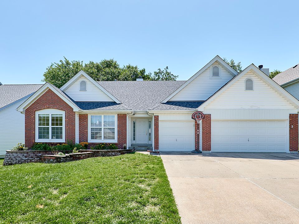 1st image of 7073 Black Horse Dr