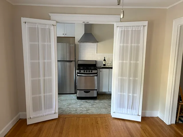 13 Radnor Ave — Photo 4