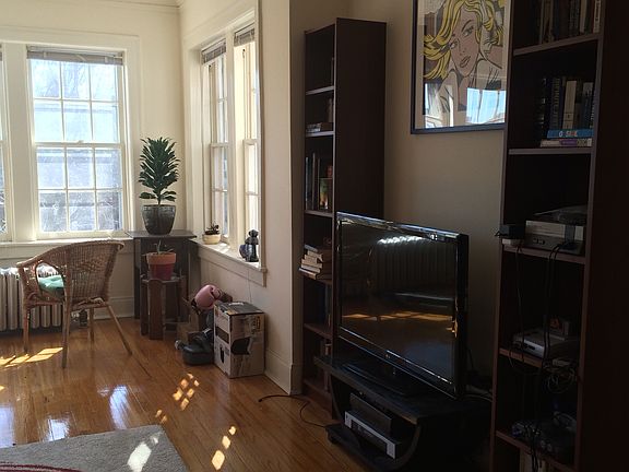 4th image of 5002 N Winchester Ave #3