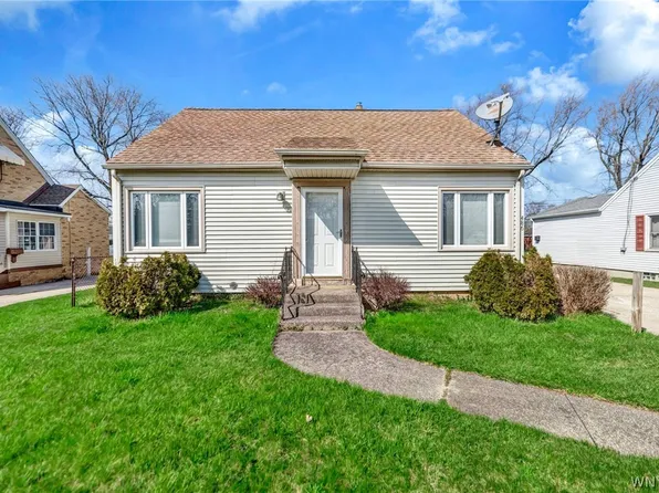 486 French Rd, Depew, NY 14043