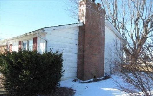 2nd image of 16 Greenwood Ave